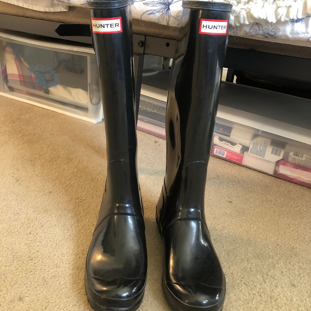 Hunter Tall Gloss Rain Boots